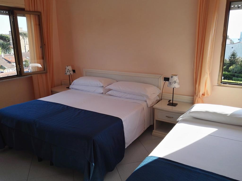 Hotel Elizabeth Marina di Pietrasanta Esterno foto