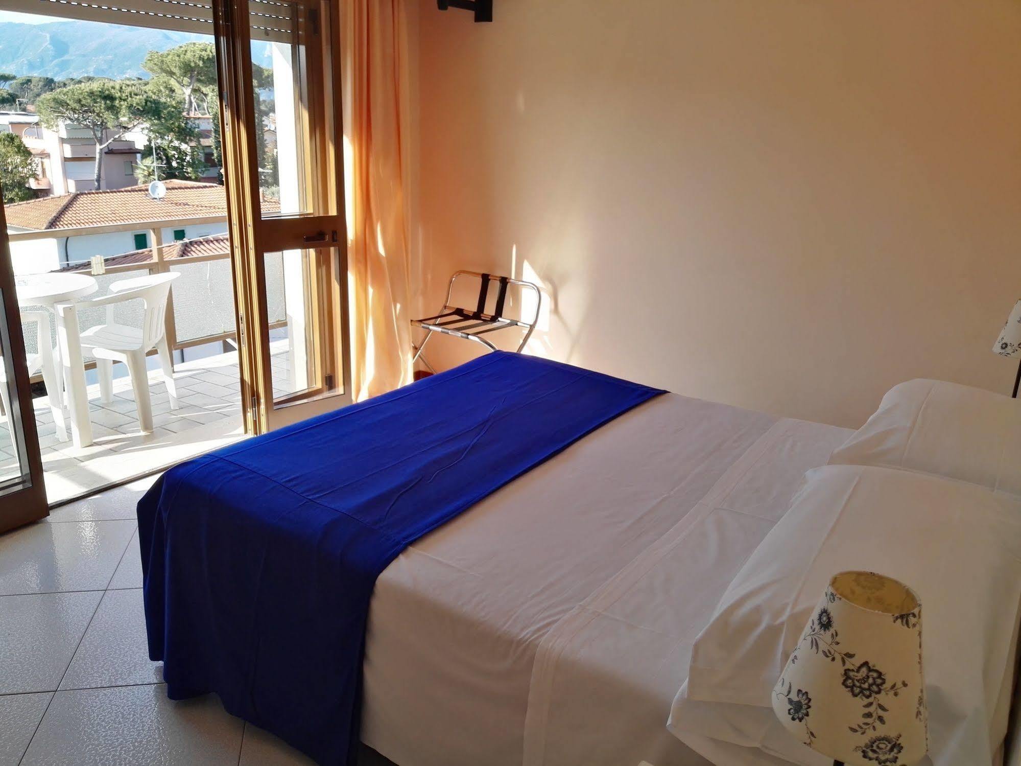 Hotel Elizabeth Marina di Pietrasanta Esterno foto