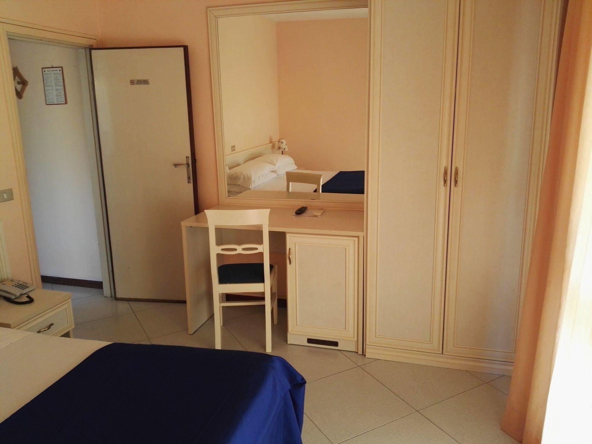 Hotel Elizabeth Marina di Pietrasanta Esterno foto